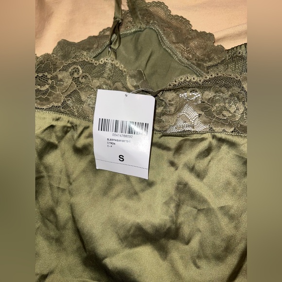 NWT Forever 21 short sleeping set - Picture 4 of 5